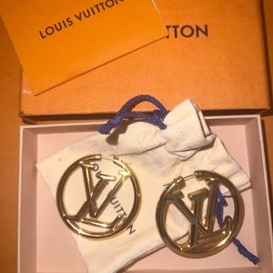 LOUISE HOOP GM EARRINGS